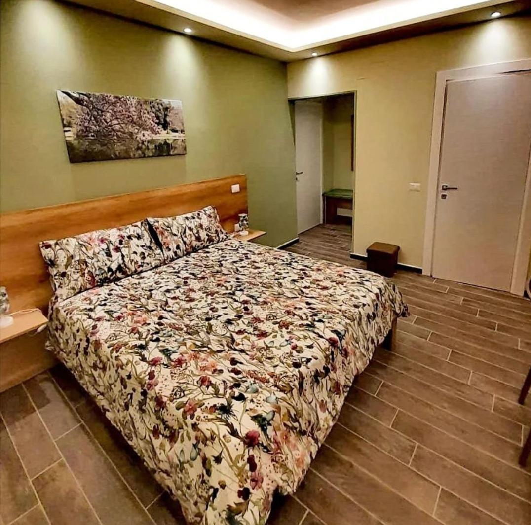 L'Oasi Di Venere Bed And Breakfast Казерта Экстерьер фото